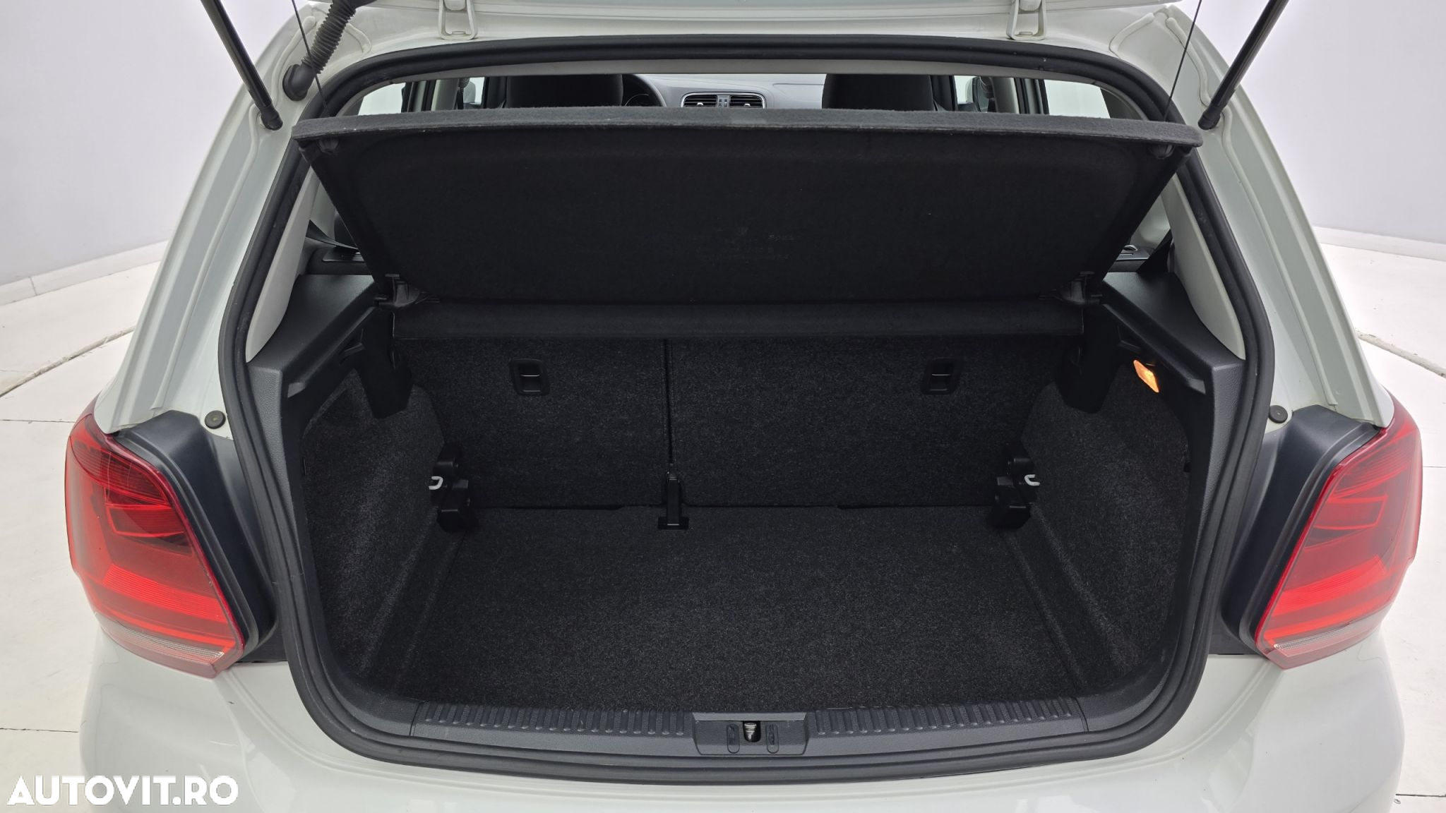 Volkswagen Polo - 25