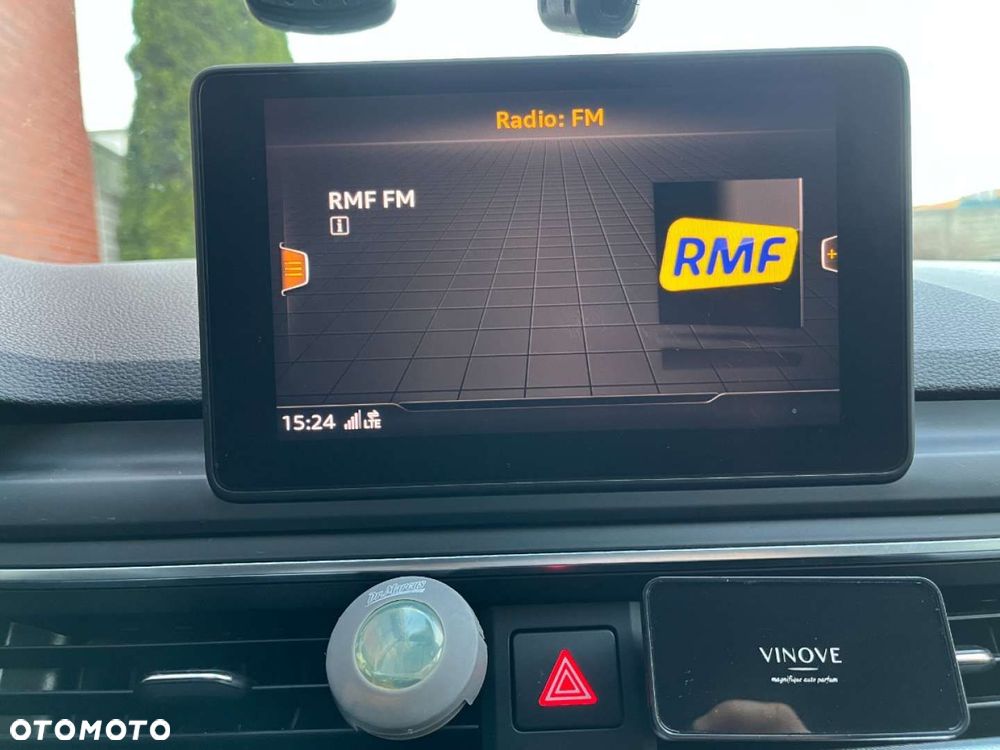 Audi A4 Avant 2.0 TDI - 17