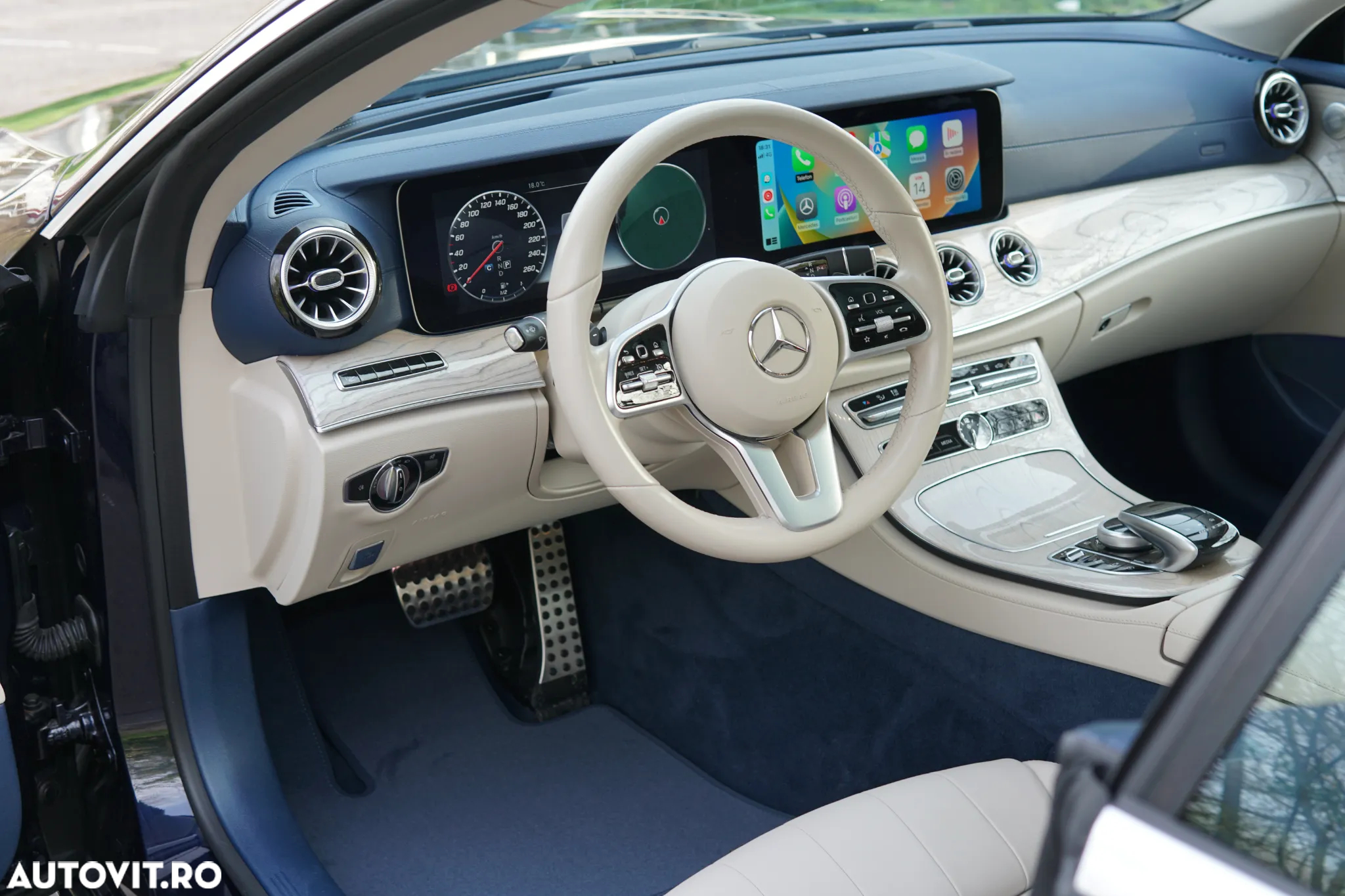 Mercedes-Benz E 200 Coupe 9G-TRONIC AMG Line - 11