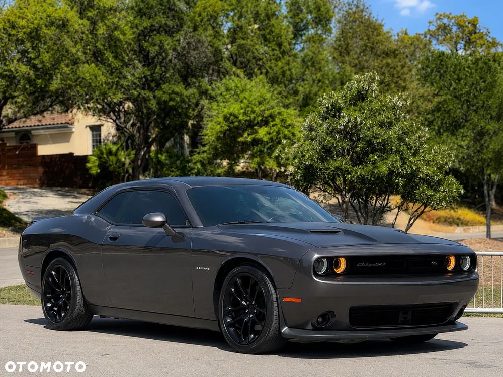 Dodge Challenger 5.7 R/T - 2