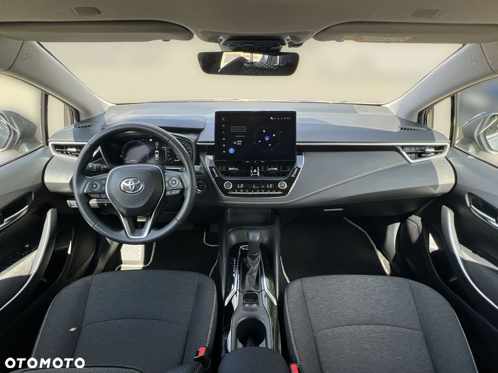 Toyota Corolla 1.8 Hybrid Comfort - 17