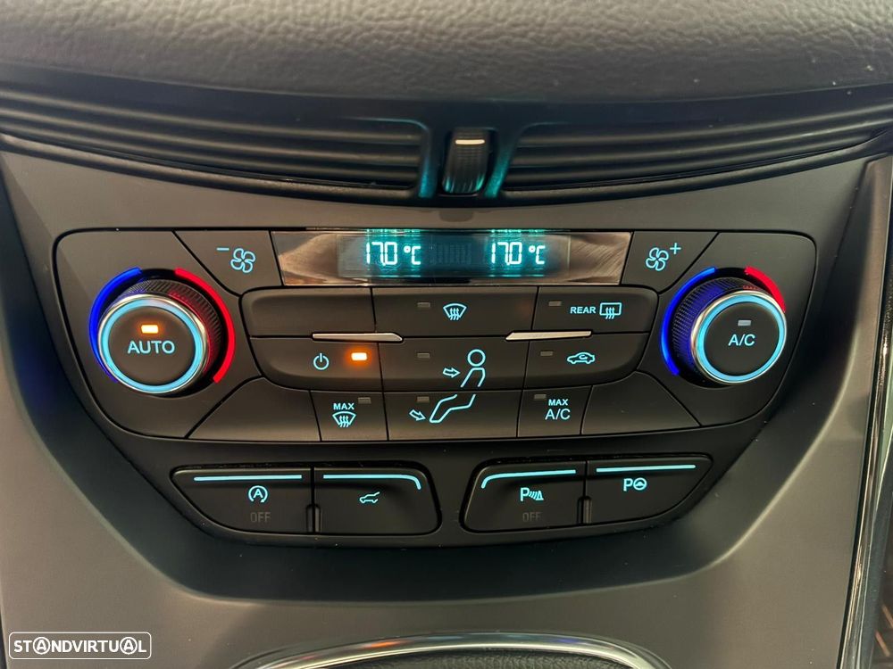 Ford Kuga 1.5 TDCi EcoBlue ST-Line - 32
