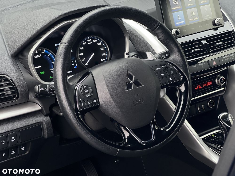 Mitsubishi Eclipse Cross - 21