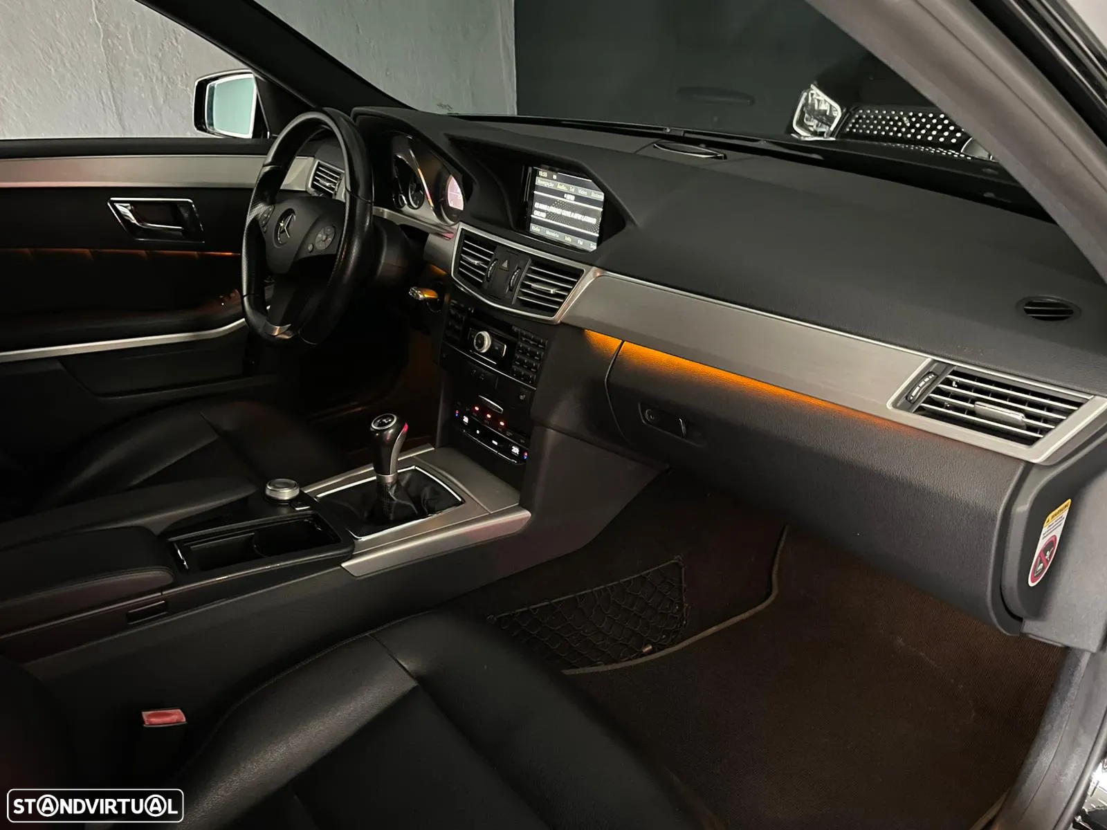 Mercedes-Benz E 250 T CDI DPF BlueEFFICIENCY Avantgarde - 9