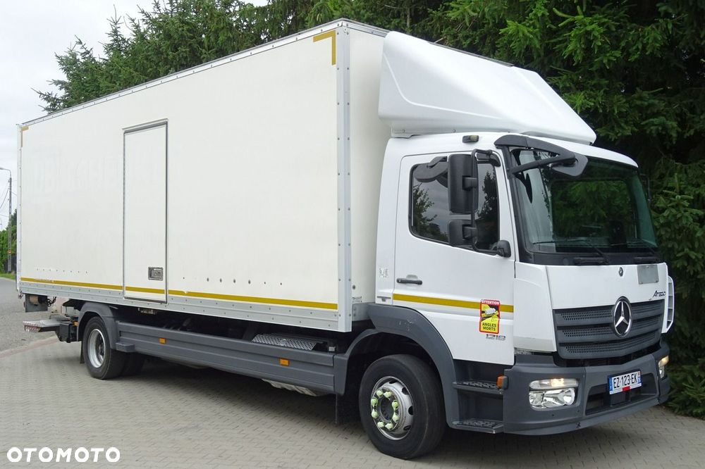 Mercedes-Benz Atego 1218 Euro6 tylko 323tys.km Kontener 18p winda Sprowadzony - 25