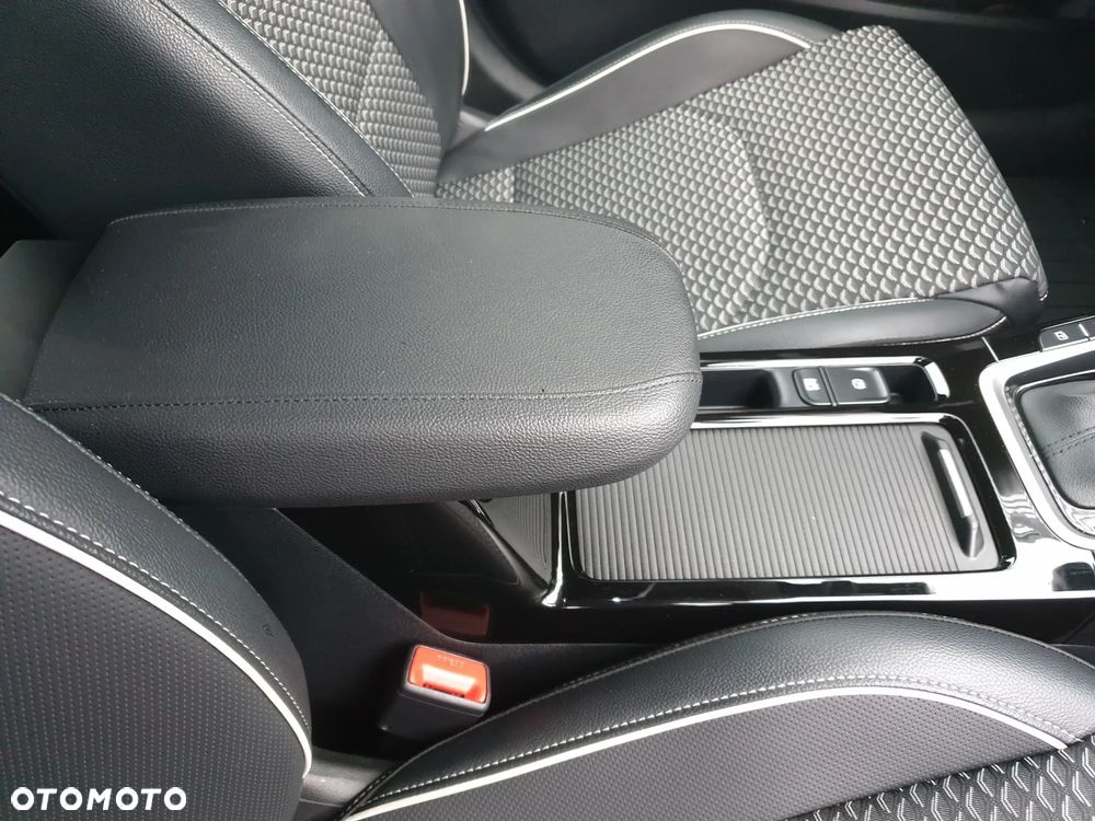 Kia Ceed 1.5 T-GDI Business Line Plus DCT - 29