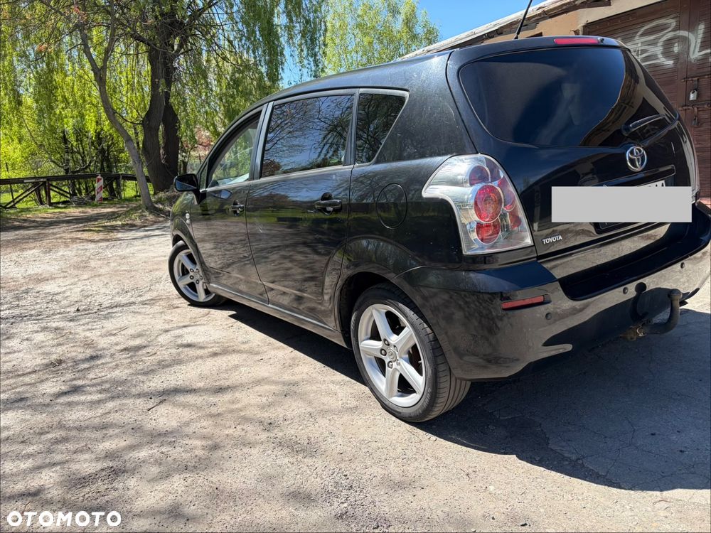 Toyota Corolla Verso 2.2 D-CAT Executive - 7