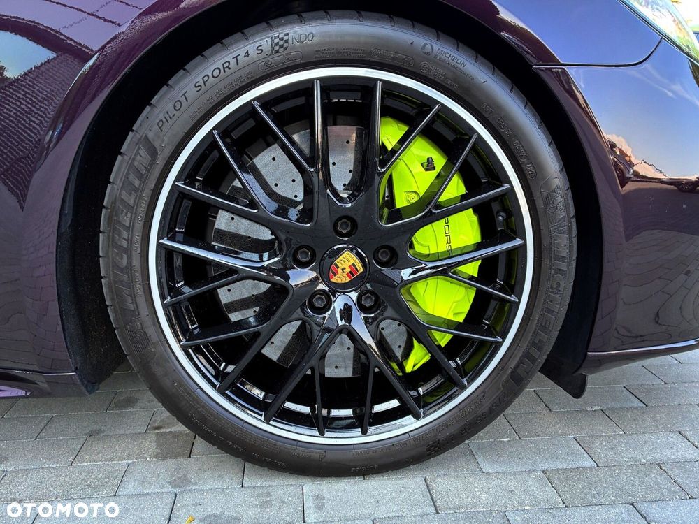 Porsche Panamera - 18