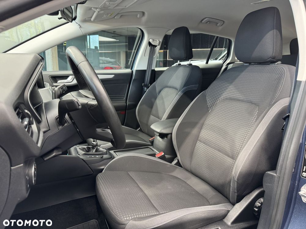 Ford Focus 1.5 EcoBlue Connected - 12