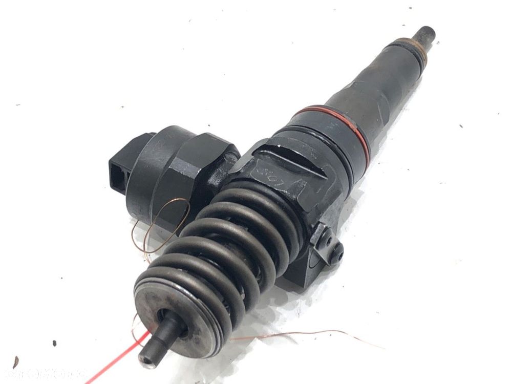 POMPOWTRYSKIWACZ  VW PASSAT B5.5 (3B3) 2000 - 2005 1.9 TDI 74 kW [101 KM] olej napędowy 2000 - 2005 - 3