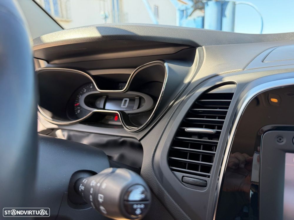 Renault Captur 1.5 dCi Exclusive - 25