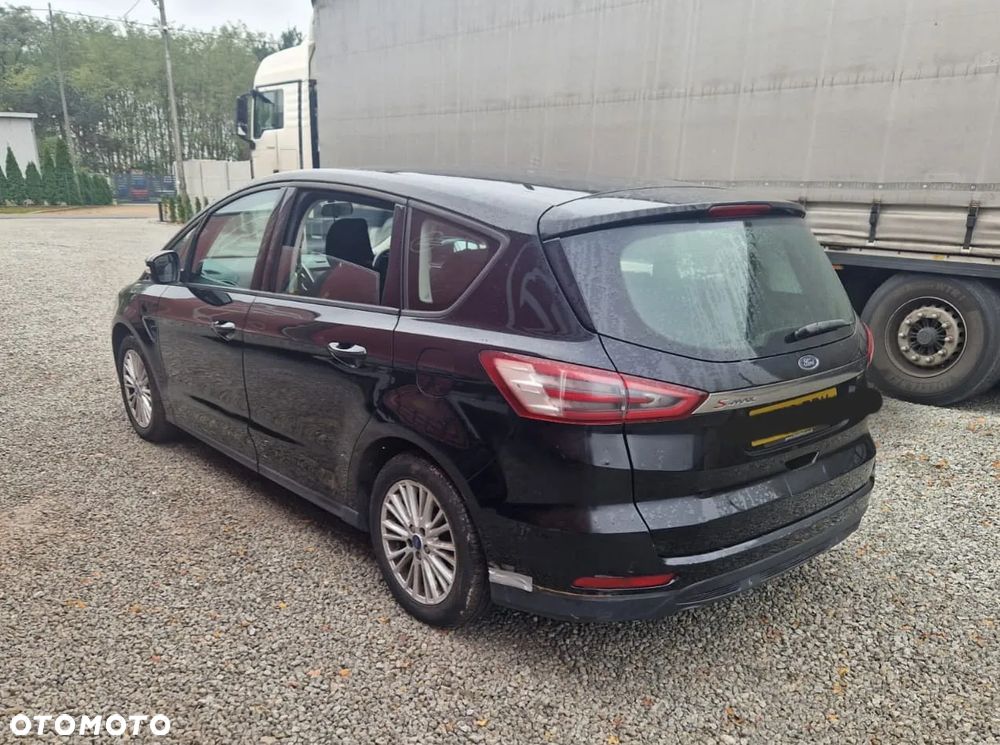 Ford S-Max - 5