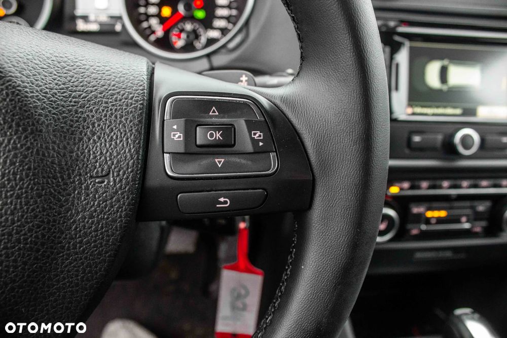 Volkswagen Golf 1.4 TSI Highline Optimum DSG - 16