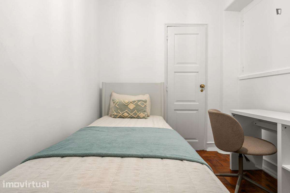 Quarto - localizado em Alvalade Lisbon - Grande imagem: 3/19