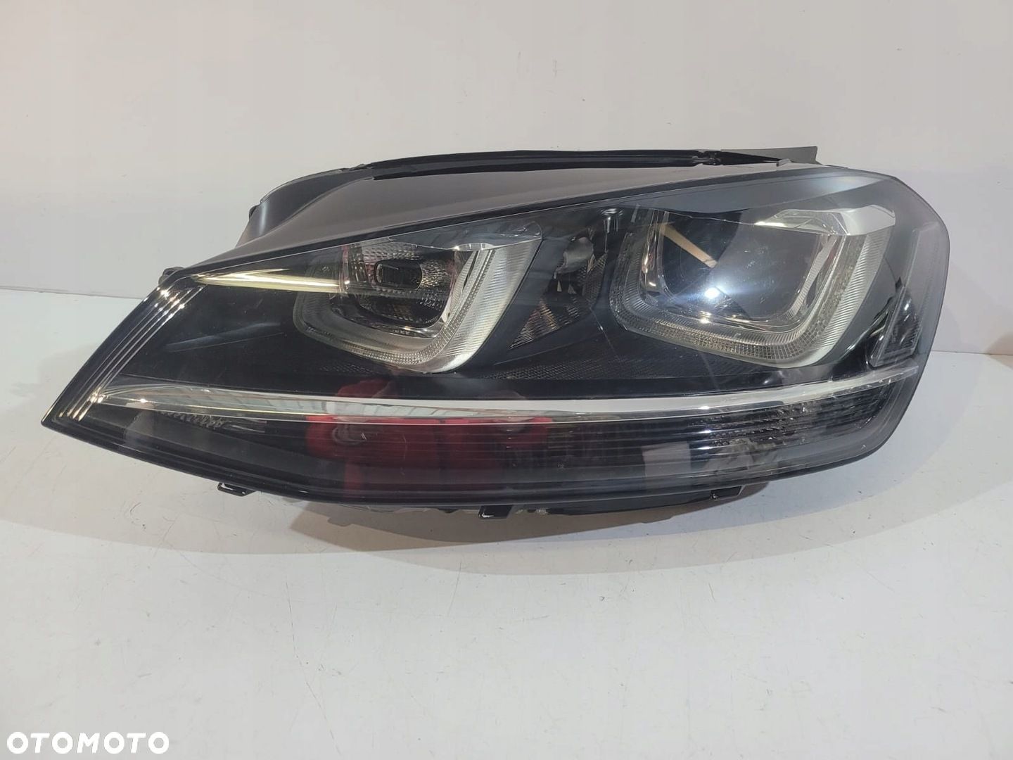 VW Golf 7 Bi-xenon / Dynamic Led - L 13586 - 1