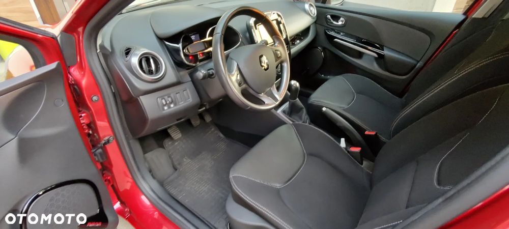 Renault Clio 0.9 TCe Techno Feel - 11