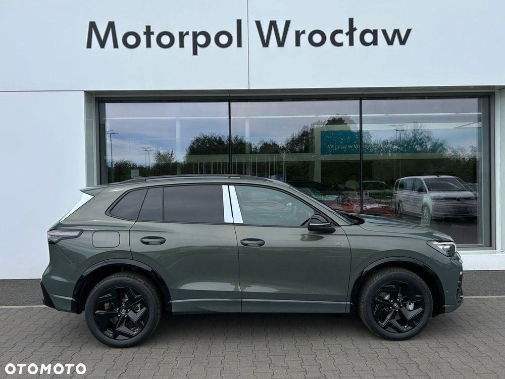 Volkswagen Tiguan - 10