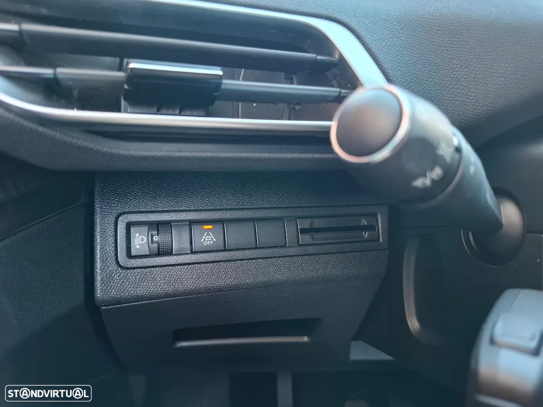 Peugeot 3008 PureTech 130 Stop & Start GPF Allure - 22