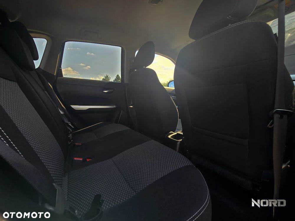 Suzuki Vitara 1.6 Comfort 4WD - 20