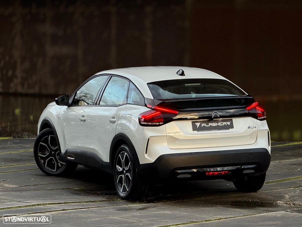 Citroën e-C4 50 kWh E-Series Collection - 8