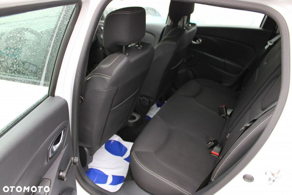Renault Clio 1.5 dCi Energy Alize - 23
