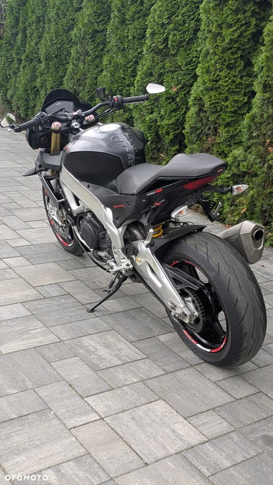 Aprilia Tuono - 10
