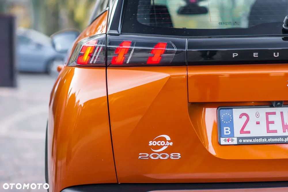 Peugeot 2008 1.2 PureTech Allure Pack S&S - 9