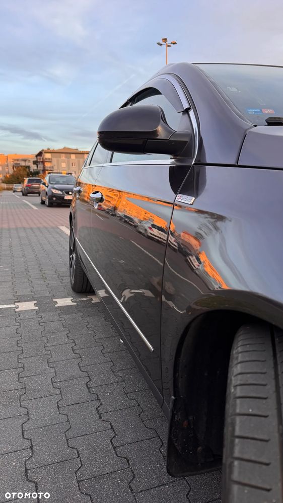 Volkswagen Passat 2.0 TDI Highline DSG - 10