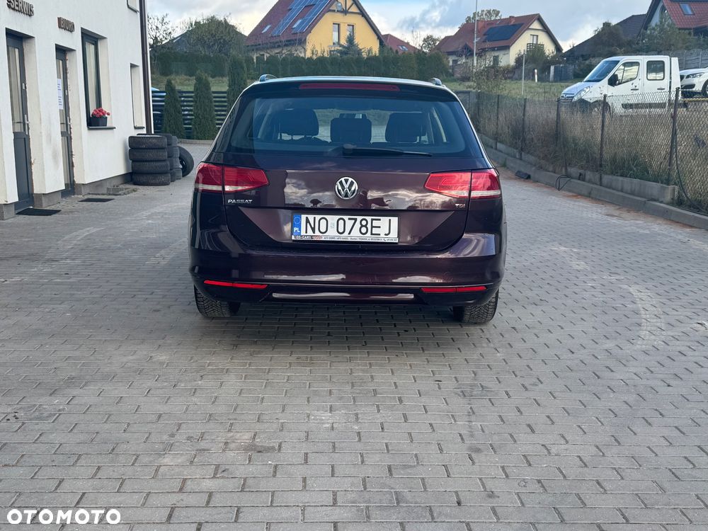 Volkswagen Passat - 6