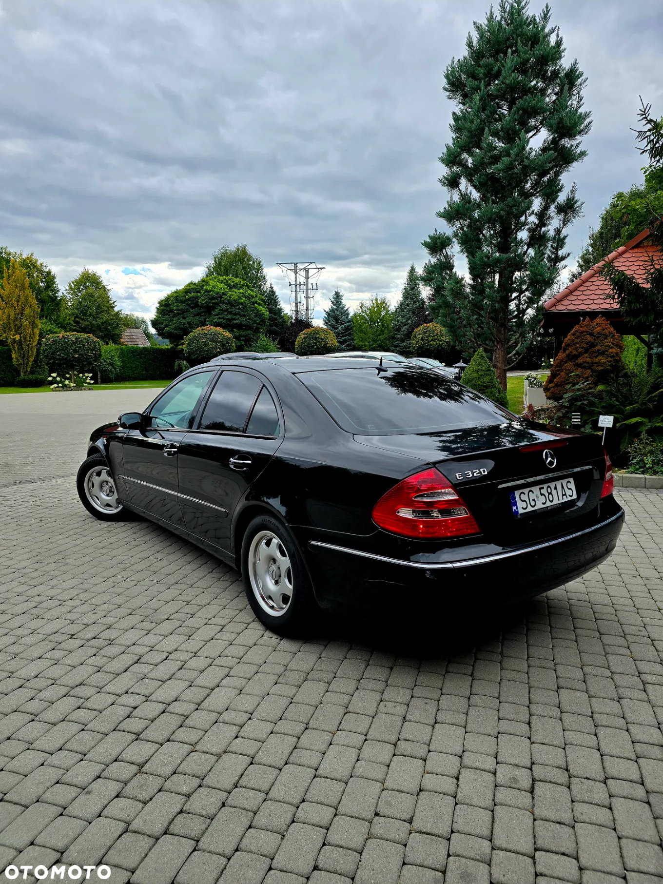 Mercedes-Benz Klasa E 320 Elegance - 24