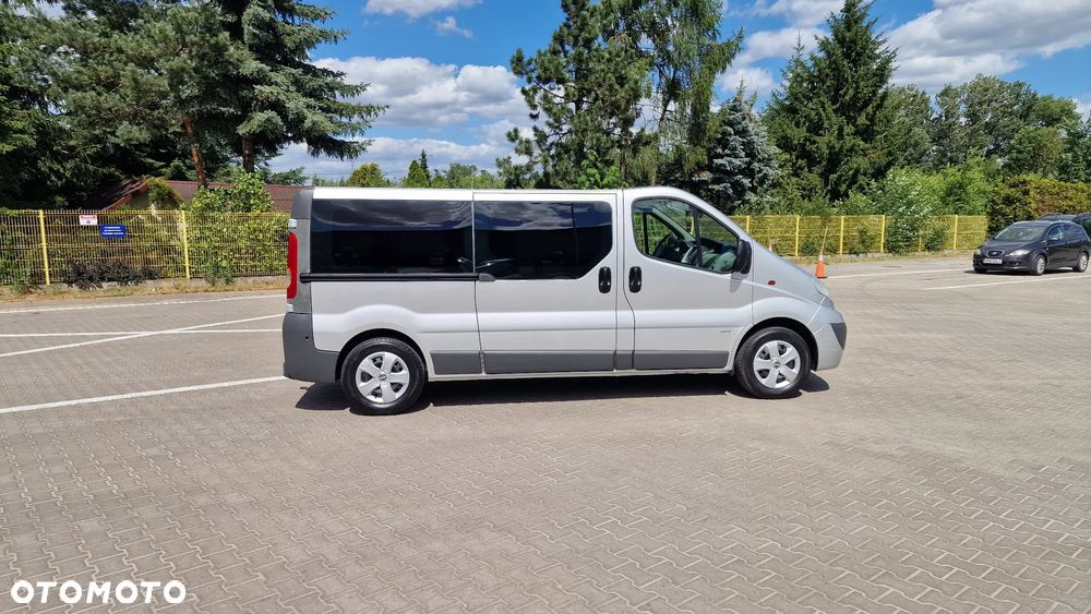 Opel Vivaro L2H1 2.9t - 10