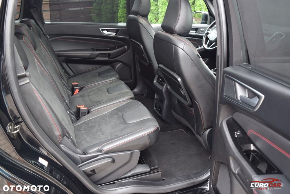 Ford S-Max - 17