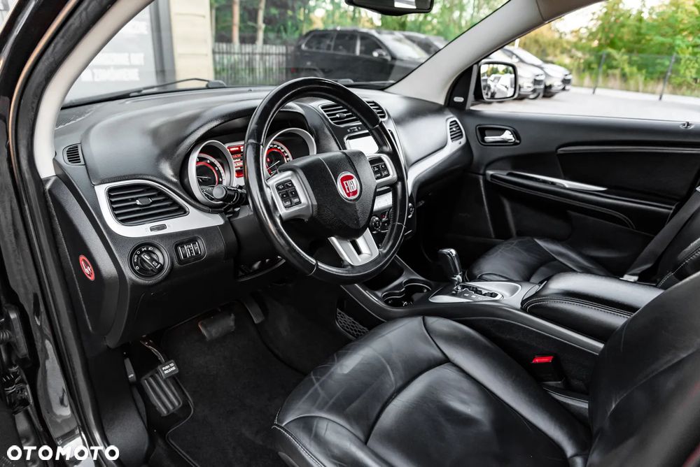 Fiat Freemont 2.0 Multijet 16V DPF Automatik Allrad Lounge - 16