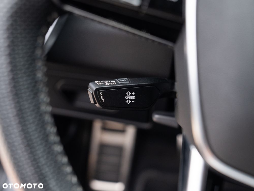 Audi A6 Avant 40 TDI S tronic S line - 28