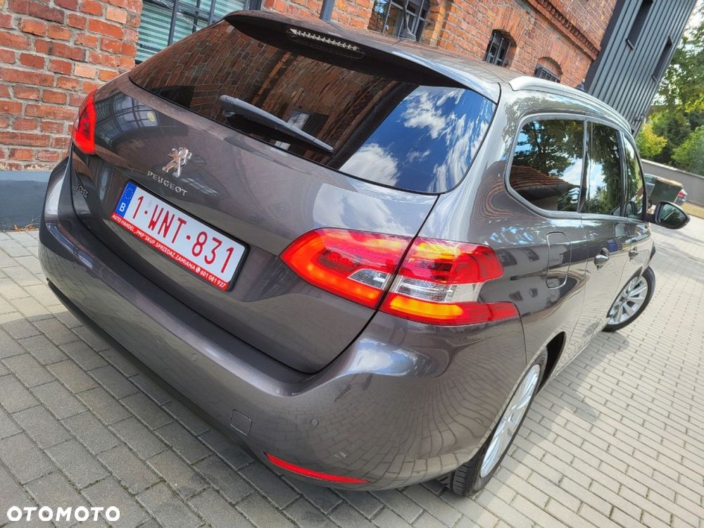 Peugeot 308 - 23