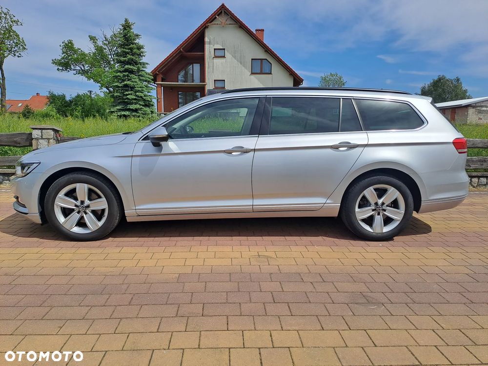 Volkswagen Passat Variant 2.0 TDI DSG (BlueMotion Technology) Comfortline - 9