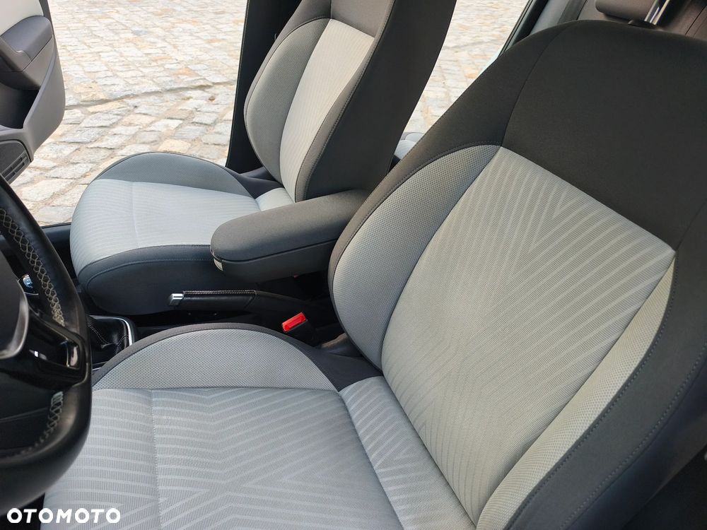 Volkswagen Polo - 15