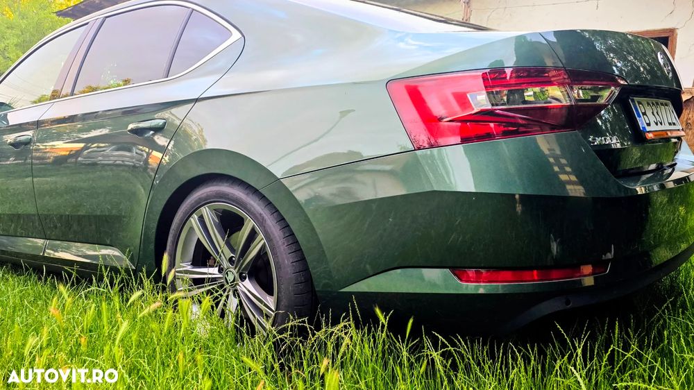 Skoda Superb 2.0 TDI Ambition - 4