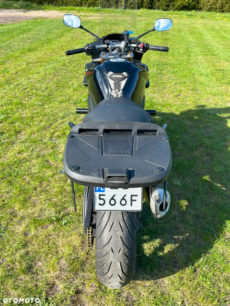 Yamaha FZ - 4