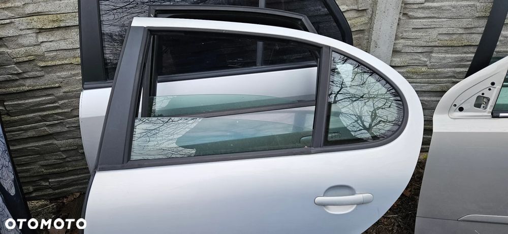 Seat Toledo II 1M Kompletne drzwi Tył Lewy Drzwi Tylne Lewe EUROPA Kolor LB7Z - 2