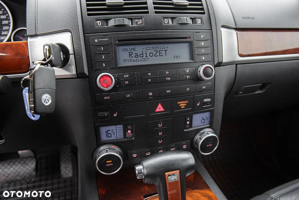 Volkswagen Touareg 3.2 V6 Automatik - 19