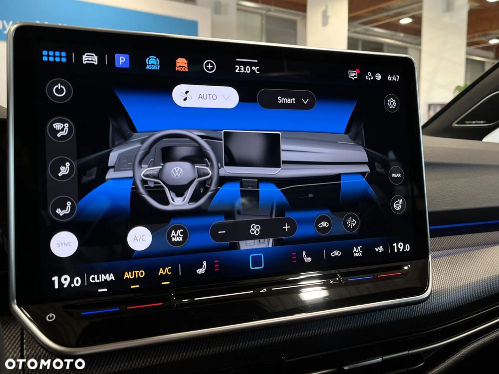 Volkswagen Golf Variant 2.0 TSI 4Motion R - 27