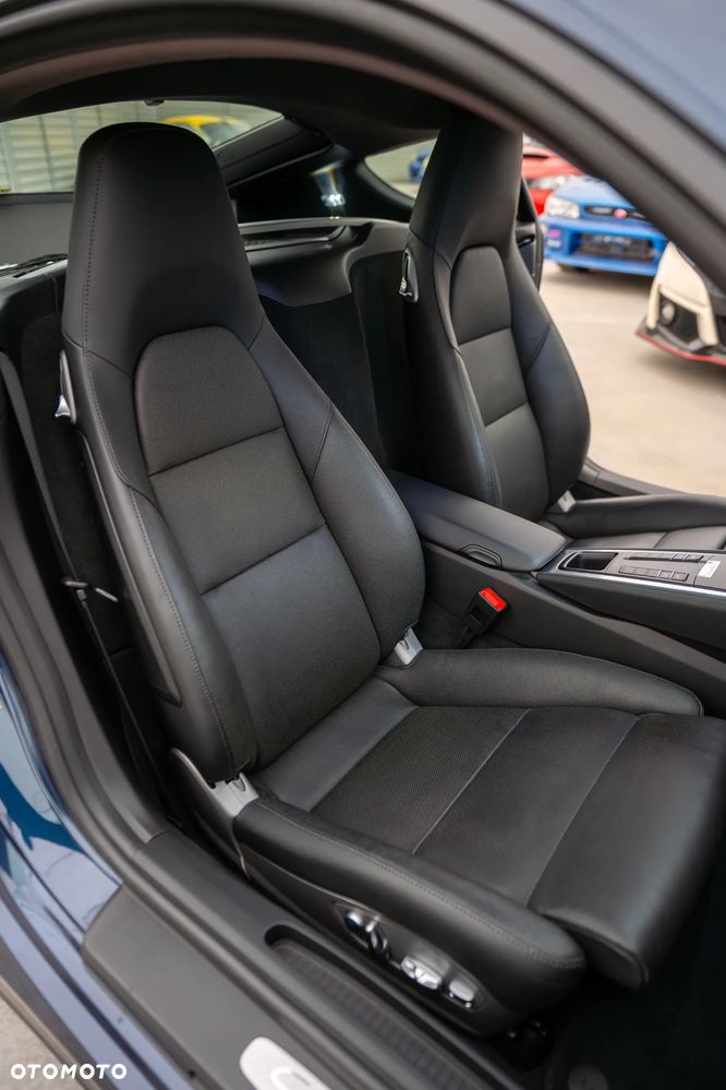 Porsche Cayman S PDK - 11