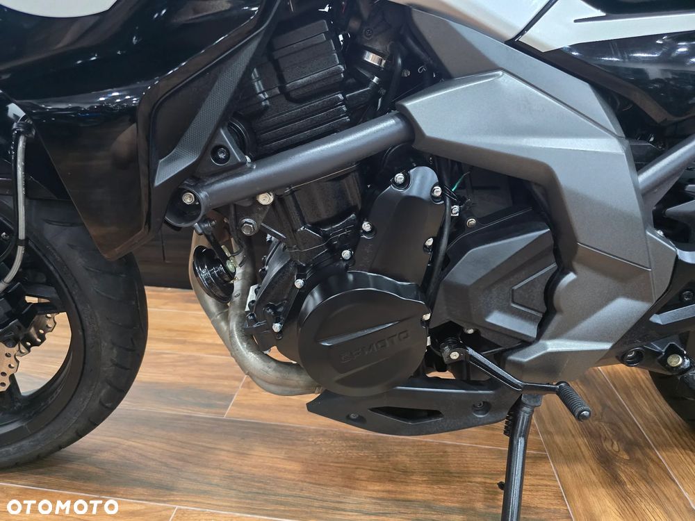 CFMoto NK - 18
