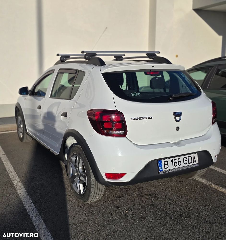 Dacia Sandero Stepway TCe 90 MT6 Essential - 5