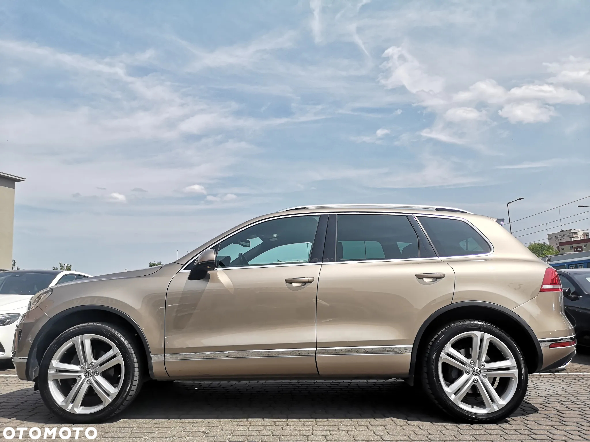 Volkswagen Touareg 3.0 V6 TDI BMT Perfectline R-Style - 6
