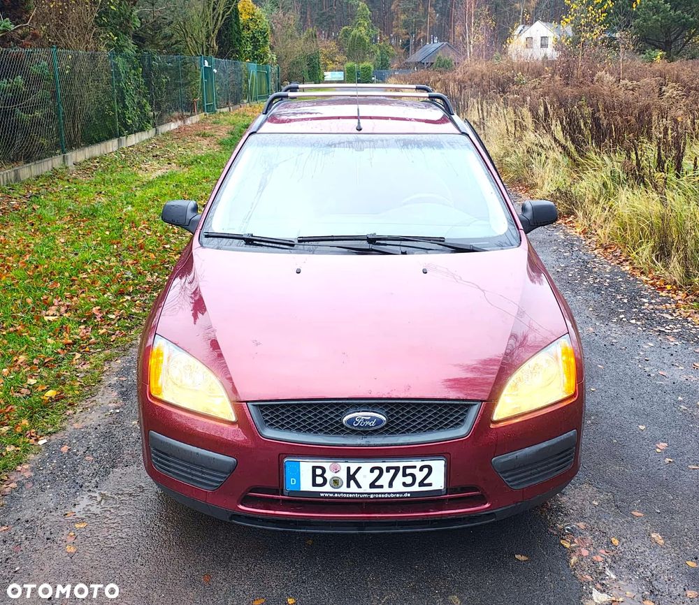 Ford Focus 1.6 16V Connection - 13