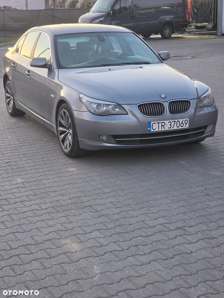 BMW Seria 5 525d - 4