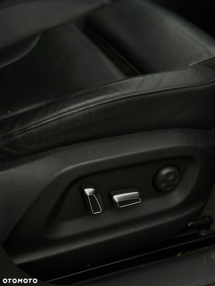 Audi Q3 2.0 TFSI Quattro Sport S tronic - 14