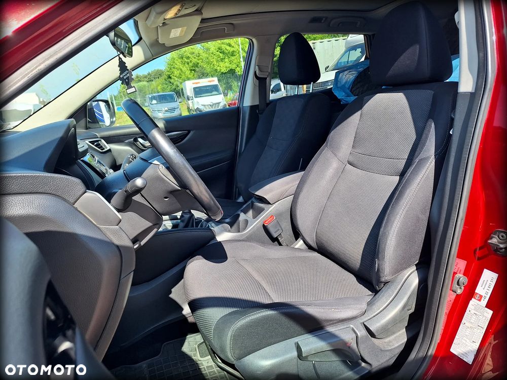 Nissan Qashqai 1.6 DCi 4x4 Tekna - 8